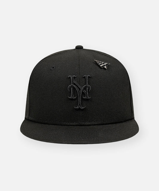 New York Mets x Paper Planes Blackout 9FIFTY Snapback Hat